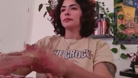 Tali Majid online show from 12/15/25, 12:09