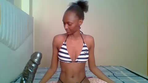 Snapshot of talisha_smiley chatting on 04/12/26, 11:48 talisha smiles online show from 04/12/26, 11:48