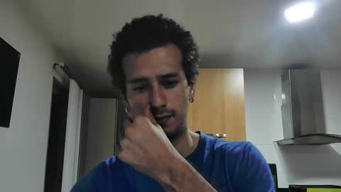 Snapshot of talktome4 chatting on 12/20/25, 05:25 talktome4 online show from 12/20/25, 05:25