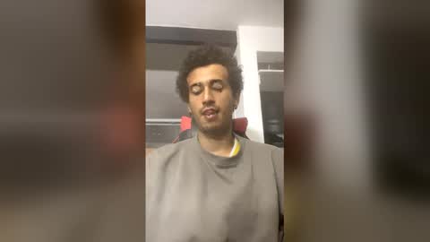 Snapshot of talktome4 chatting on 02/19/26, 09:55 talktome4 online show from 02/19/26, 09:55