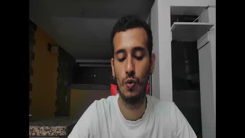 Snapshot of talktome4 chatting on 03/27/26, 08:30 talktome4 online show from 03/27/26, 08:30