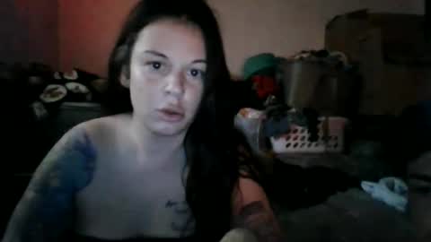 Lily Rhoades online show from 02/01/25, 05:16