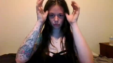 Snapshot of talktomenicely_ chatting on 03/20/26, 08:19 Lily Rhoades online show from 03/20/26, 08:19