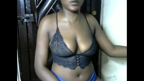 Snapshot of tall_choco chatting on 03/15/26, 11:00 tall_choco online show from 03/15/26, 11:00