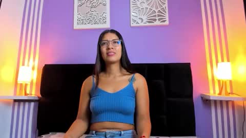 tall_hot_brunette online show from 11/23/25, 12:38