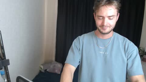 Snapshot of tall_sam chatting on 09/12/25, 03:12 tall_sam online show from 09/12/25, 03:12