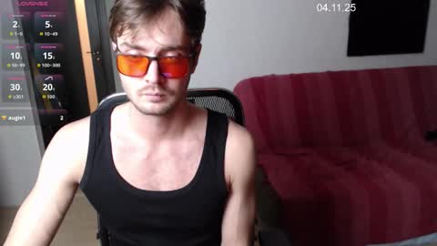 Snapshot of tall_sam chatting on 11/04/25, 04:06 tall_sam online show from 11/04/25, 04:06