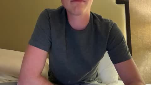 Snapshot of tallfromfl chatting on 11/04/25, 03:16 TallFromFL online show from 11/04/25, 03:16