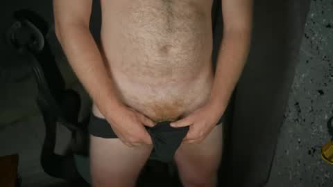 Snapshot of tallginge chatting on 12/21/24, 12:16 tallginge online show from 12/21/24, 12:16