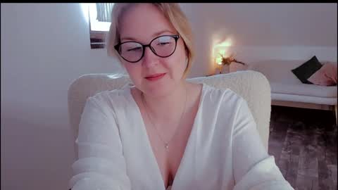 Snapshot of tallinnlove chatting on 06/01/26, 10:50 tallinnlove online show from 06/01/26, 10:50