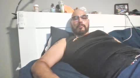 Snapshot of talllatino310 chatting on 10/22/25, 07:19 talllatino310 online show from 10/22/25, 07:19