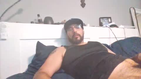 Snapshot of talllatino310 chatting on 11/06/25, 07:37 talllatino310 online show from 11/06/25, 07:37