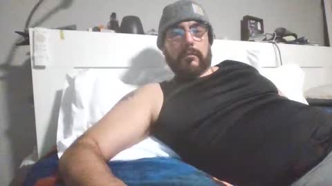 talllatino310 online show from 12/18/25, 05:02