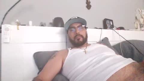 Snapshot of talllatino310 chatting on 03/27/26, 04:40 talllatino310 online show from 03/27/26, 04:40