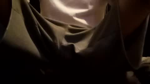 Snapshot of talllighthandsom chatting on 09/29/25, 05:56 talllighthandsom online show from 09/29/25, 05:56