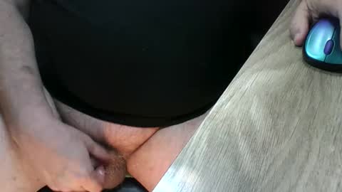 Snapshot of tallndark656 chatting on 09/15/25, 08:36 Tallndark656 online show from 09/15/25, 08:36