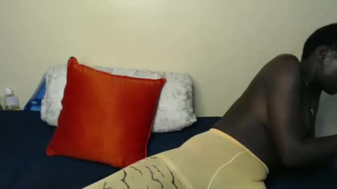 Snapshot of tally_sam chatting on 02/19/25, 08:12 tally_sam online show from 02/19/25, 08:12