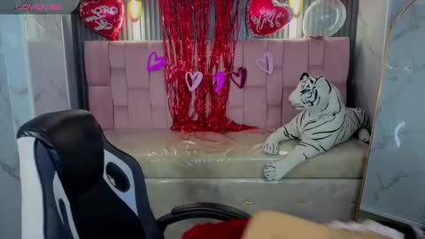 Snapshot of tamako_kitty_b chatting on 02/13/26, 03:35 tamako_kitty_b online show from 02/13/26, 03:35