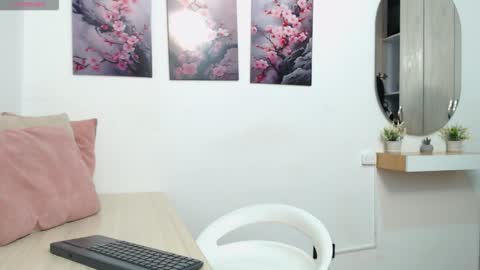 Snapshot of tamar4_f00x chatting on 03/14/26, 12:54 Hi im sara online show from 03/14/26, 12:54