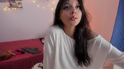 Snapshot of tamara_aluna_ chatting on 06/02/26, 04:31 Tamy online show from 06/02/26, 04:31