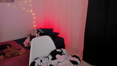 Snapshot of tamara_aluna_ chatting on 07/08/26, 08:24 Tamy online show from 07/08/26, 08:24