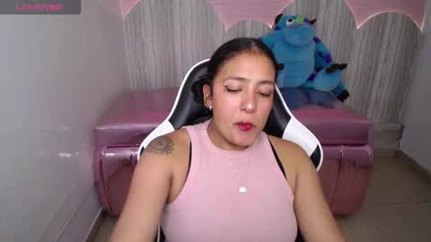 Snapshot of tamara_brown_t chatting on 11/22/25, 02:43 Tamara online show from 11/22/25, 02:43