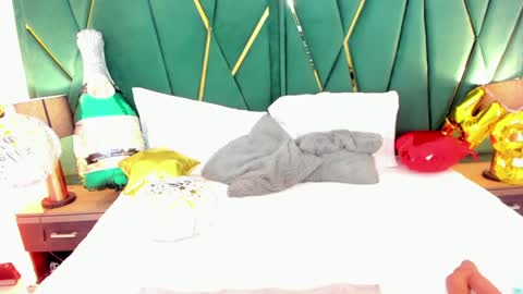 Snapshot of tamara_myller1 chatting on 01/17/25, 01:46 Tamara  online show from 01/17/25, 01:46