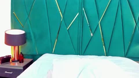 Snapshot of tamara_myller1 chatting on 03/03/25, 03:42 Tamara  online show from 03/03/25, 03:42
