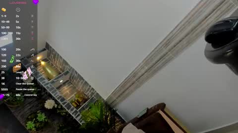 Snapshot of tamara_ochoa chatting on 10/26/25, 04:07 tamara online show from 10/26/25, 04:07