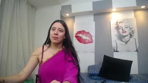 Snapshot of tamara_priya chatting on 07/15/26, 11:37 Tamara online show from 07/15/26, 11:37