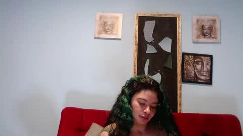 Snapshot of tamara_reyna chatting on 04/24/26, 08:11 Tammy Modelo independiente YEAH online show from 04/24/26, 08:11