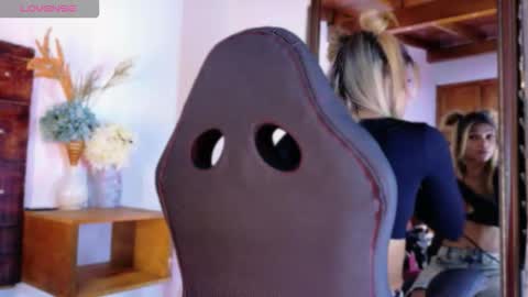 Snapshot of tamara_sanz1 chatting on 03/06/26, 10:23 online show from 03/06/26, 10:23