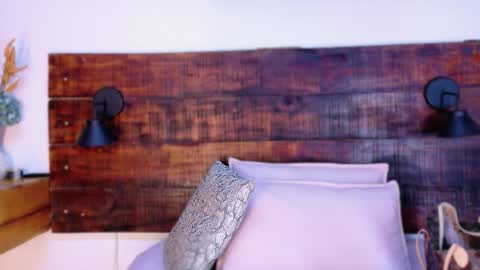 Snapshot of tamara_sanz1 chatting on 03/21/26, 10:09 online show from 03/21/26, 10:09