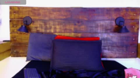 Snapshot of tamara_sanz1 chatting on 04/10/26, 10:20 online show from 04/10/26, 10:20