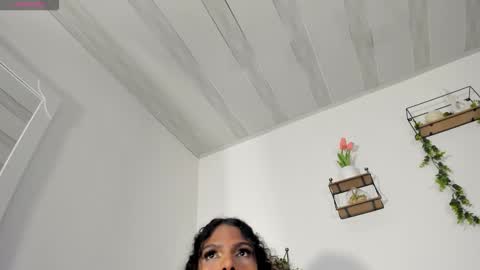  T A M A R A  online show from 11/29/25, 03:09