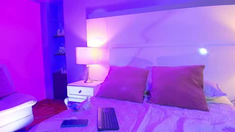 Tamy  online show from 09/11/25, 02:39