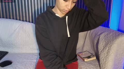 Tamy  online show from 11/05/25, 01:00