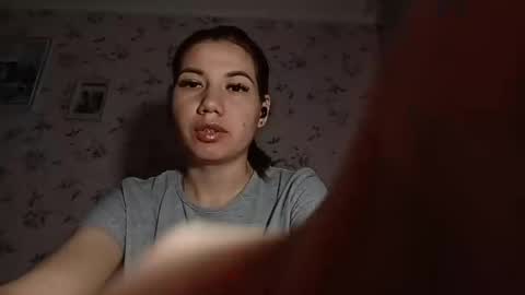 Snapshot of tamarabiamonte chatting on 04/26/26, 10:46 Polly online show from 04/26/26, 10:46