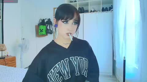 Snapshot of tamaracampell chatting on 04/21/26, 02:34 Cami 3 online show from 04/21/26, 02:34