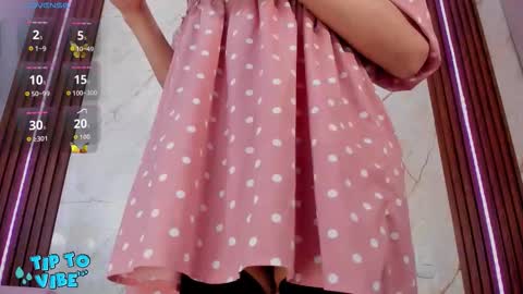 Snapshot of tamarafoxy_ chatting on 03/13/26, 01:40 Tamara online show from 03/13/26, 01:40