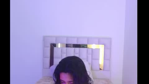 Snapshot of tamarastory chatting on 12/01/25, 04:28 tamara online show from 12/01/25, 04:28