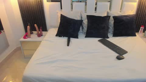 Tamhy online show from 12/21/24, 08:21