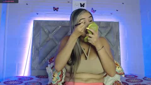 Snapshot of tami_vega chatting on 06/05/26, 12:11 Tamy Vega online show from 06/05/26, 12:11