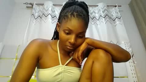 Snapshot of tamia538235 chatting on 01/18/25, 05:15 tamia online show from 01/18/25, 05:15