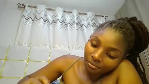 Snapshot of tamia538235 chatting on 02/01/25, 01:34 tamia online show from 02/01/25, 01:34