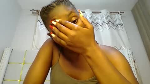 Snapshot of tamia538235 chatting on 02/21/25, 09:43 tamia online show from 02/21/25, 09:43