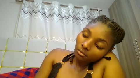 Snapshot of tamia538235 chatting on 02/27/25, 03:58 tamia online show from 02/27/25, 03:58