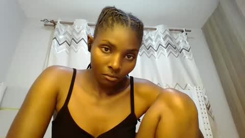 Snapshot of tamia538235 chatting on 02/27/25, 09:58 tamia online show from 02/27/25, 09:58