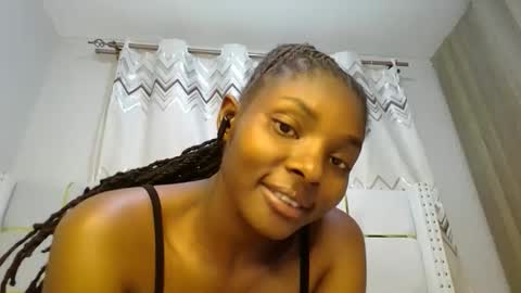 Snapshot of tamia538235 chatting on 02/28/25, 01:05 tamia online show from 02/28/25, 01:05