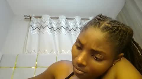 Snapshot of tamia538235 chatting on 02/28/25, 04:10 tamia online show from 02/28/25, 04:10